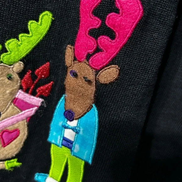 Vintage Christina Rotelli Festive holiday Cardigan with Embroidered Reindeer - Picture 3 of 10